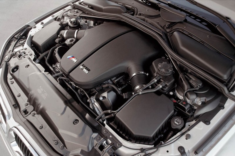 BMW S85 engine