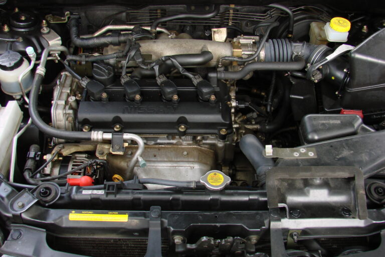 Nissan QR20DE 2.0 l