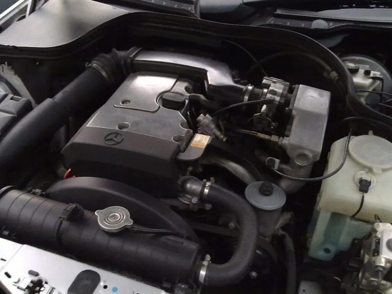 Mercedes-Benz M111 E18 1.8 engine