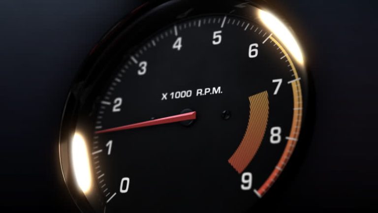 Engine does not gain speed: main causes