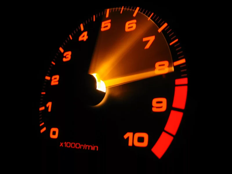 Why does the engine idle and why does the engine run unsteadily