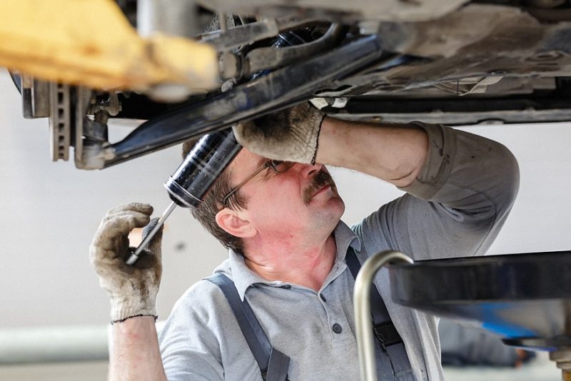 What is the danger of water in the gas tank and how to remove it from it