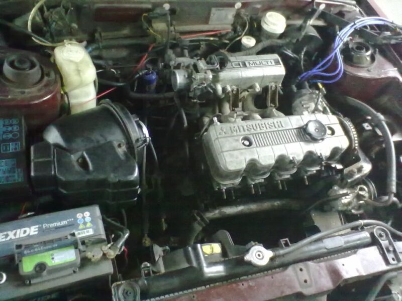 Mitsubishi 4G37 1.8 engine