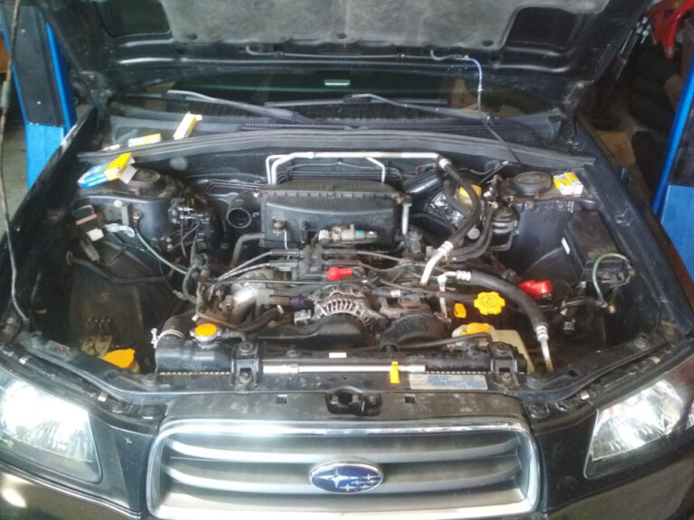 Subaru EJ251 2.5 engine