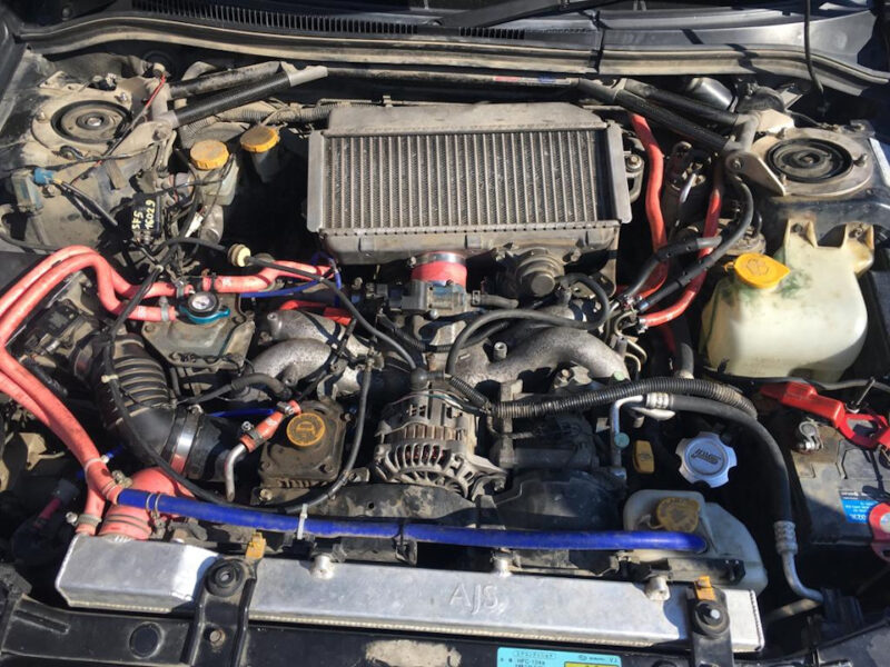 Subaru Legacy EJ208 2.0 engine